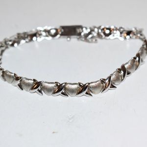 Just in- vintage xoxo 925 bracelet